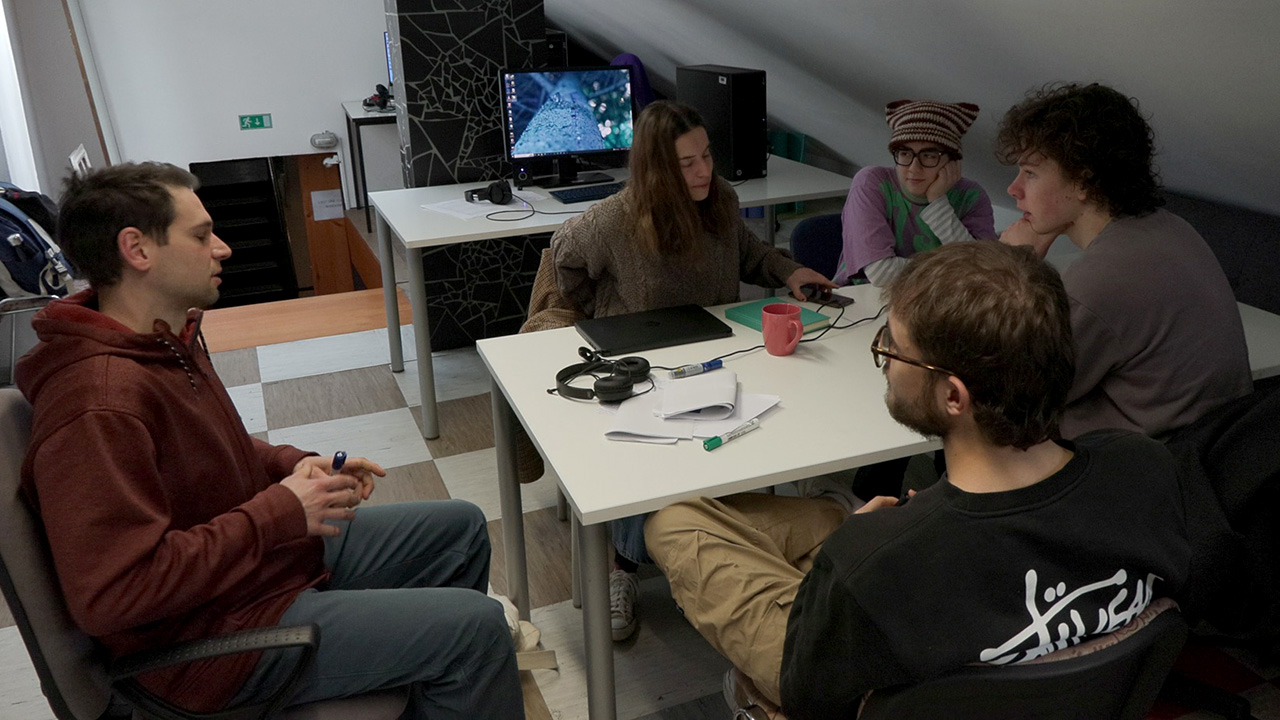 vlcsnap-2024-03-05-07h04m36s163.jpg